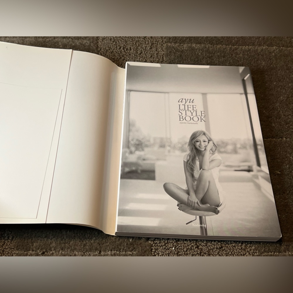 Ayu Lifestyle Book Ayu Hamasaki Japanese Singer Actress Model J-Pop Music Japan - Picture 4 of 16